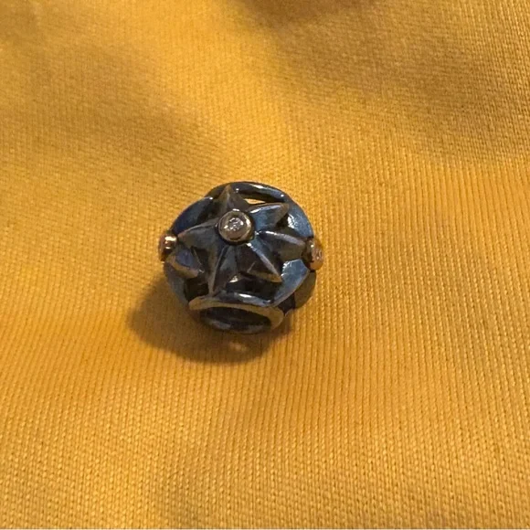 RARE & Authentic retired Pandora Stella Star Oxidized Charm - Picture 7 of 7